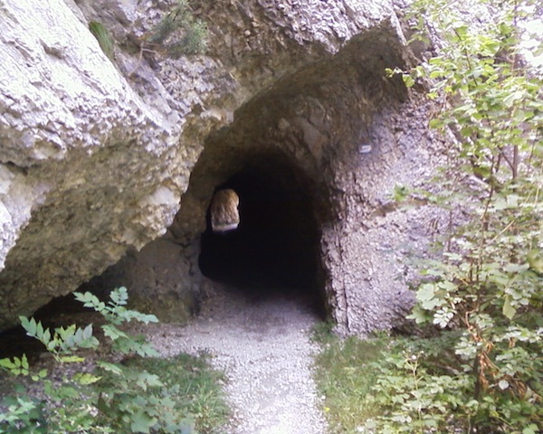 Tunnel